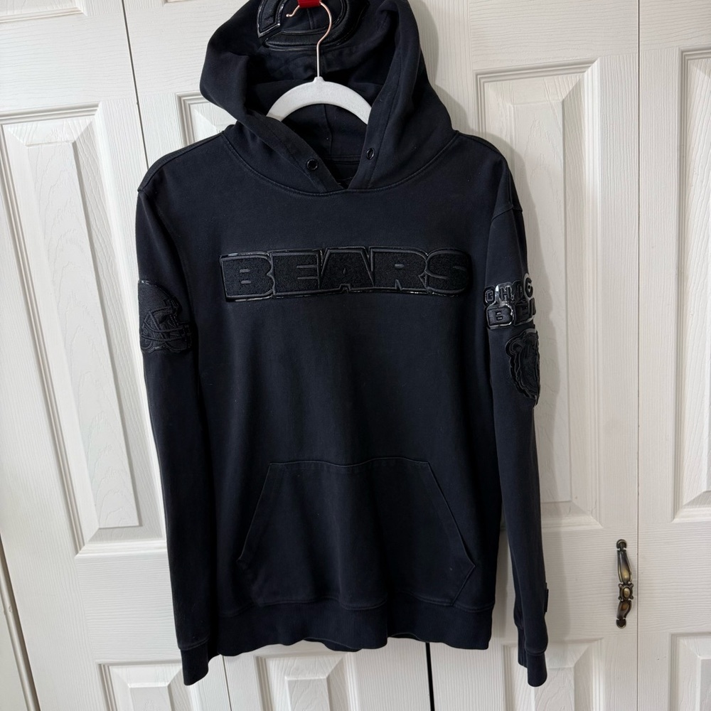 Pro Standard NFL Chicago Bears Triple Black Pullover Hoodie Mens Size Medium